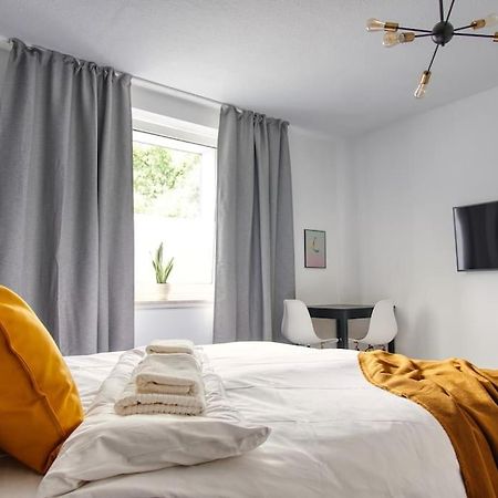 Spacestays Two-Room Suite Wifi Netflix 에센 외부 사진